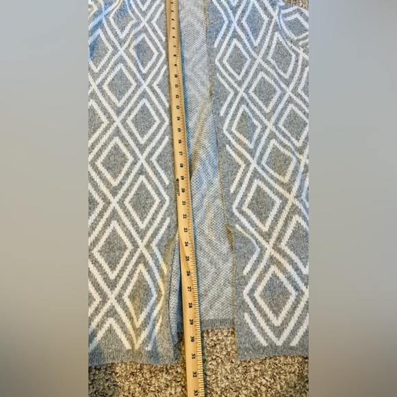 Very Warm Hooded Cardigan - Picture 6 of 10